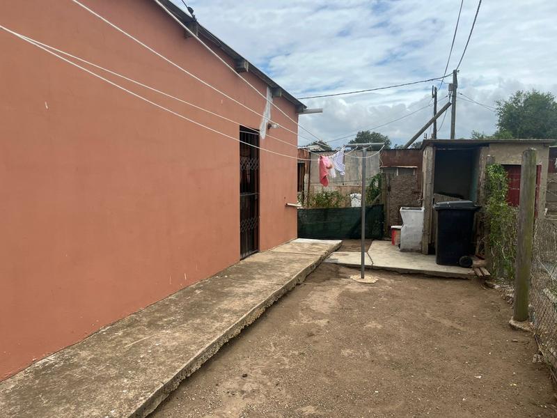 2 Bedroom Property for Sale in Kwa Nobuhle Eastern Cape